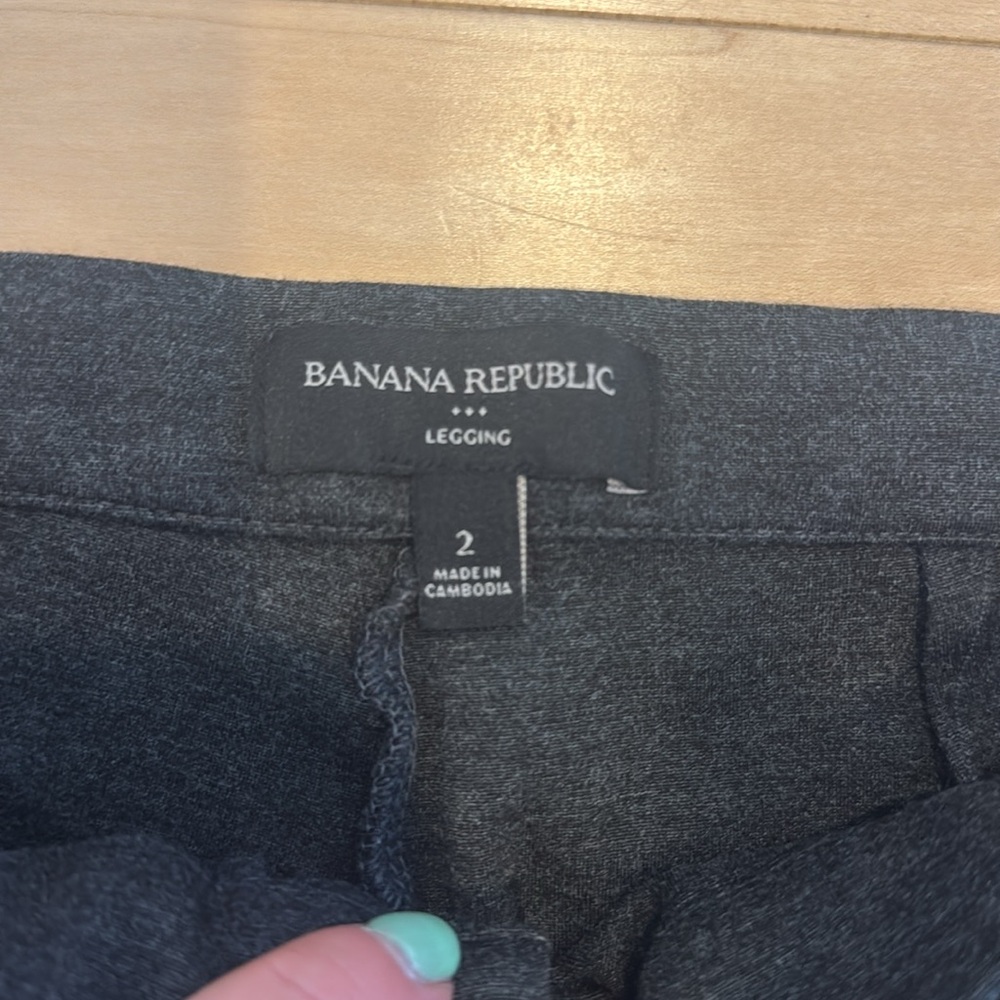 Banana Republic Grey Legging Pant - Picture 3 of 4